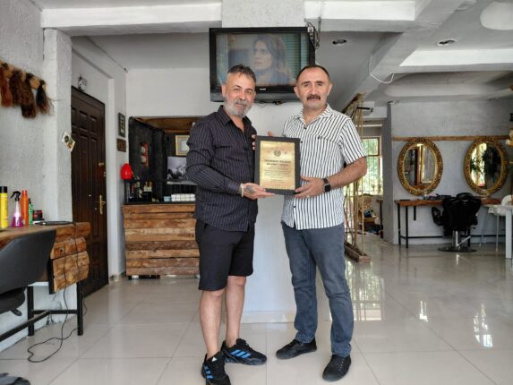 Mehmet İrban’a “Turizme Değer Katanlar”dan Teşekkür Belgesi