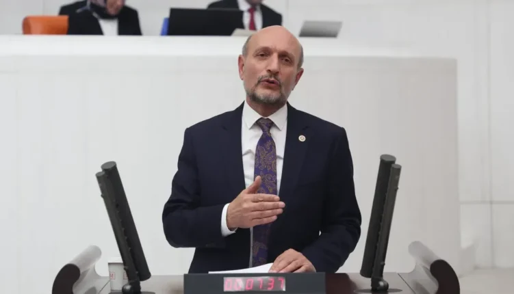 Mehmet Atmaca’dan TBMM’ye Kritik Teklif: İnşaat Mühendisliği İçin Meslek Kanunu Şart!