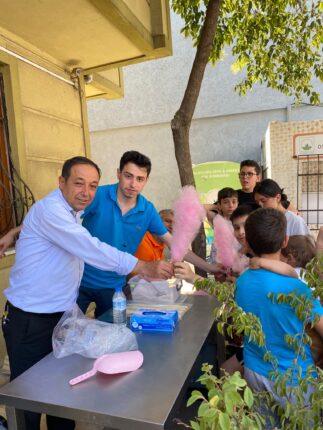 BURSA’NIN ÖRNEK VATANDAŞI ONUR ÇETİN’DEN ÇOCUKLARA UMUT DOLU BULUŞMALAR!