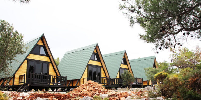 “Bungalov Evlerini Yıkmak Kolay, Peki İnşa Edilirken Devlet Neredeydi?”