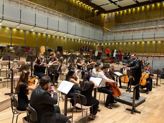 Viyana’da Türkiye’yi Temsil Ettiler, “Gümüş Ödül” ve Özel İcra Ödülüyle Döndüler