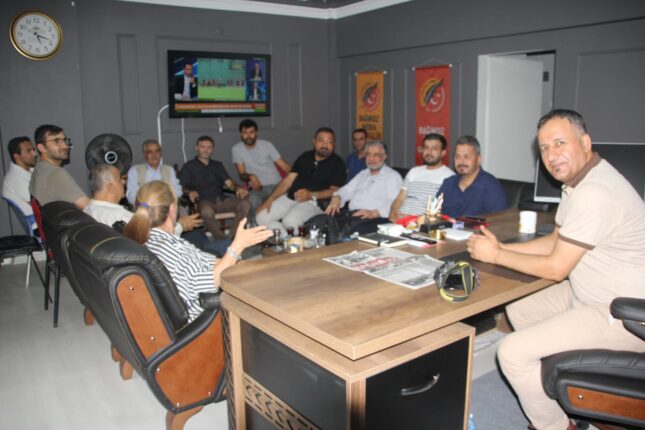 Batman Bağımsız Gazetesi 1 Yaşında: “Basın Emekçileri Nefes Alamaz Hale Geldi”