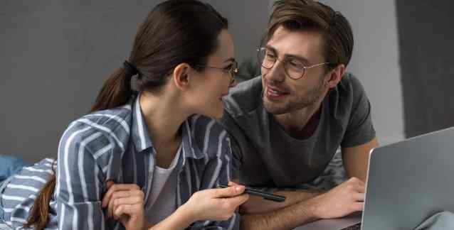 Zeki Baştürk’ten Siyasete Ayna Tutan Yazı: “Yeniden Göz Göze Gelmenin Zamanı Gelmedi mi?”