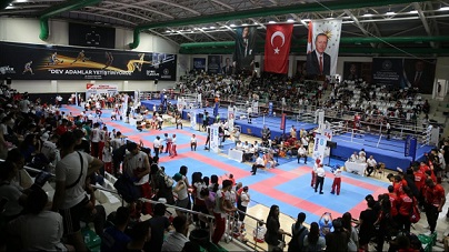 İzmir’de Tarih Yazıldı: Türkiye Kick Boks Şampiyonası’ndan Milli Takım Antrenörleri Öncülüğünde Büyük Başarı!