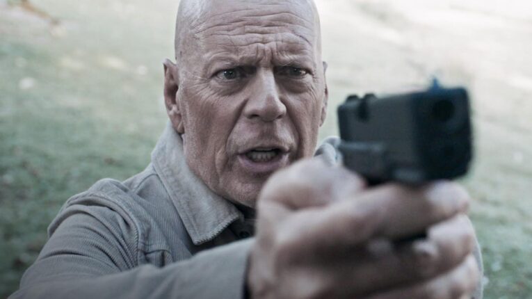 Ölümün Kıyısında  (Out Of Death)