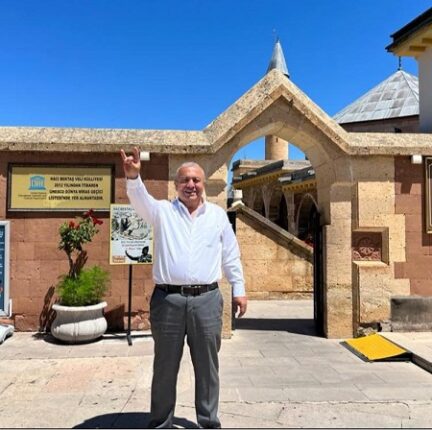 “Cumhuriyet’e ve Demokrasiye Sahip Çıkmak İçin Orada Olalım”**