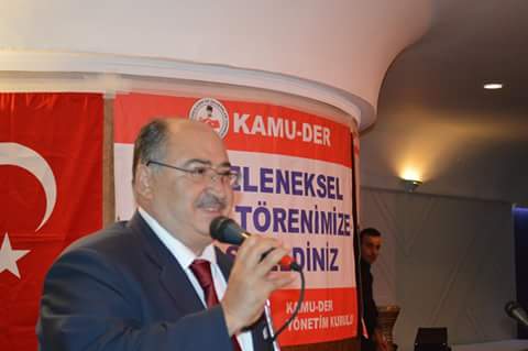 KAMU-DER GENEL BAŞKANI CEVDET BAŞTUĞ: “MERSİN’DEKİ IRKÇI SALDIRI İNSANLIK SUÇUDUR, LANETLİYORUZ!”