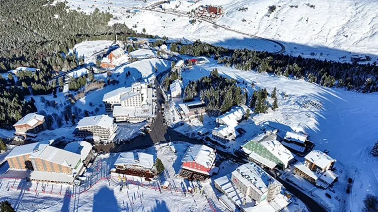 Uludağ’da Büyük Dönüşüm: 15 Otelin Ruhsatı İptal Edildi!