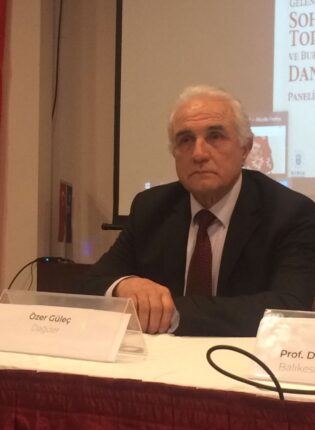 Özer Güleç’ten Şalvar Gecesi Uyarısı: Kendi Kültürümüze Yabancılaşmayalım!