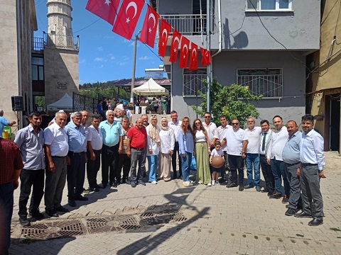 “Köylerimiz, Emeklilerin Dinlenme Tesisleri Oldu”