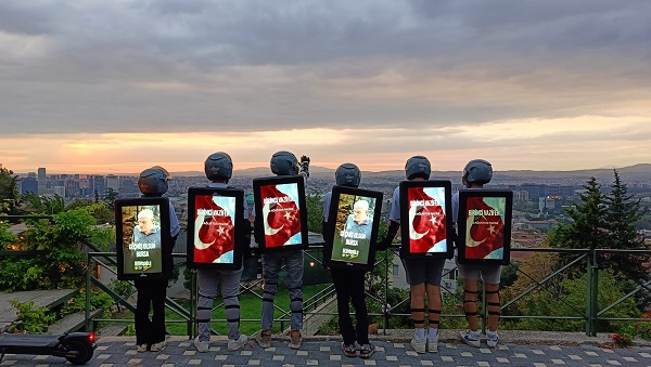 Bu Vatan Sahipsiz Değildir, Son Kale Ayaktadır…