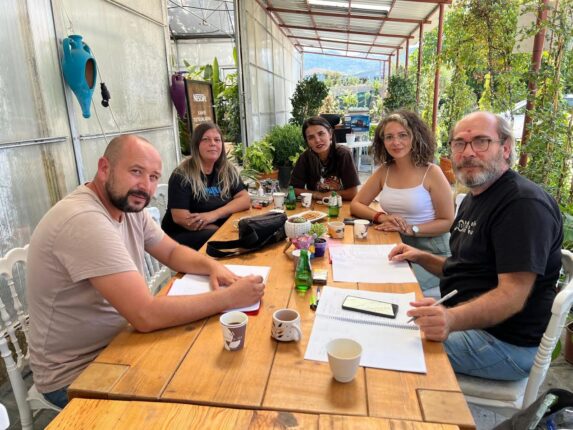 PEYZAJDER’DEN ATLAS KÖYÜ KOOPERATİFİ’NE DESTEK