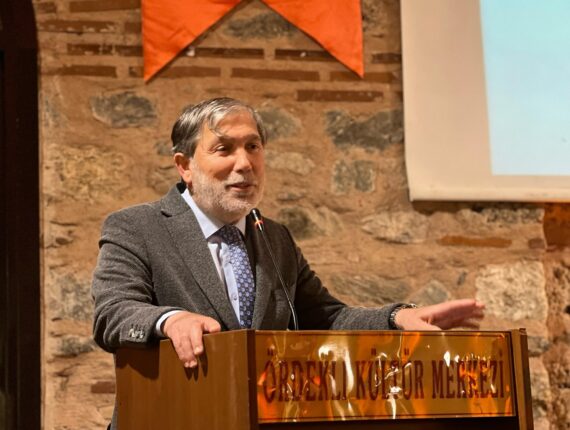 Bursa’ya Yıkıcı Eleştiri: Kaygusuz ve Erbakan’dan “Rant Belediyeciliğine Savaş” Çıkışı