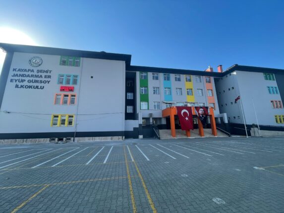 Eğitimde Örnek Dayanışma: 30 Ağustos Mahallesi’nin Gururu