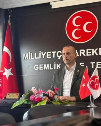 “İŞPORTACI BAŞKAN, SEYYAR BELEDİYE!” – MHP GEMLİK’TEN ZEHIR ZEMBEREK AÇIKLAMA!