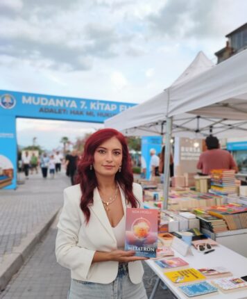 Gemlikli Yazar Seda Eroğlu’nun Yeni Kitabı Metatron En Çok Satanlar Listesinde İlk Üçte Yer Alıyor