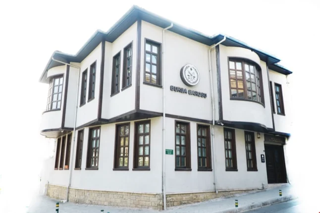 Bursa Barosu’ndan Kayyum Kararlarına Sert Tepki: “Anayasaya ve Hukuka Aykırı, Yok Hükmündedir”