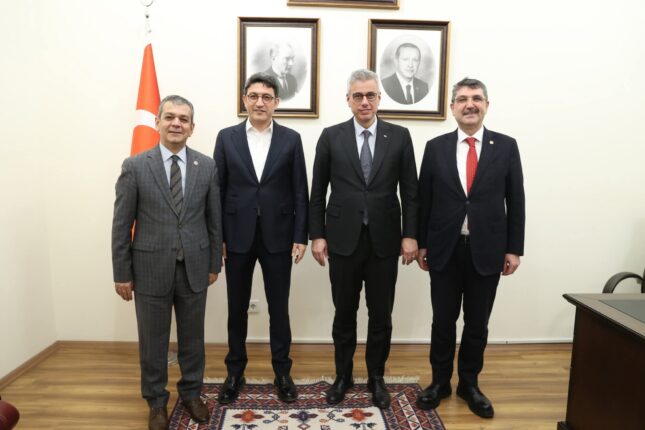 FERHAT NASIROĞLU: “AYZAMIR HASTALIĞIYLA MÜCADELE HEM BİREYİN HEM TOPLUMUN SORUMLULUĞUDUR