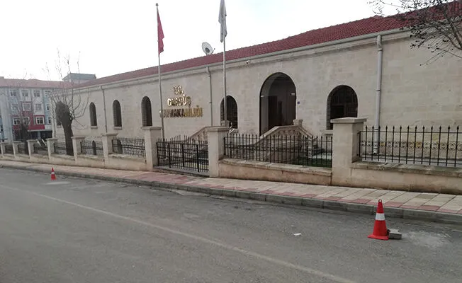 GERCÜŞ YAZI İŞLERİ MÜDÜRLÜĞÜ VATANDAŞA GÜLER YÜZLÜ HİZMET SUNUYOR