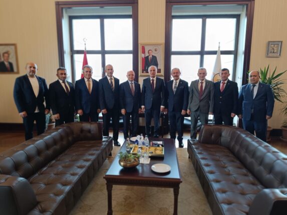 Harmancık ve Büyükorhan’da Yeni İlçe Başkanları Görevde