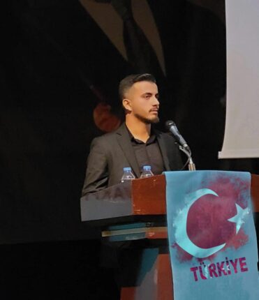 “Gerçeğin Peşinde Olan Her Kaleme Minnettarız!”