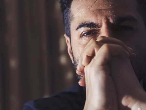 “Erkekler Ağlamaz mı?”