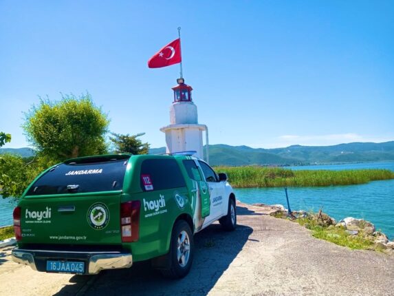 Gölün Sessizliğinde Devriye, Doğanın Huzurunda Nöbet!