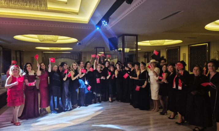 “Şapka Devrimi’nin 100. Yılında Cumhuriyet”