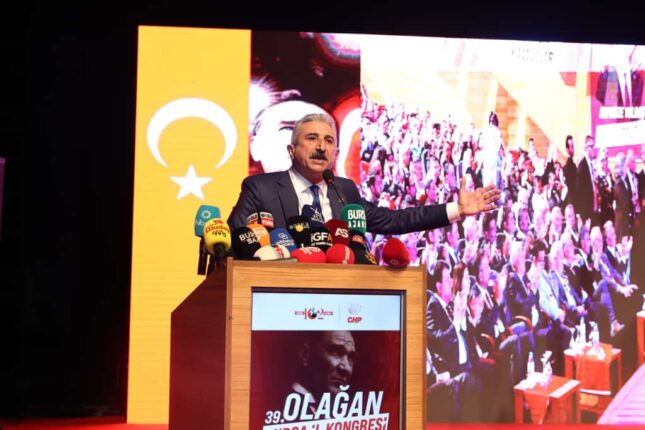 CHP Bursa’da Nihat Yeşiltaş güven tazeledi