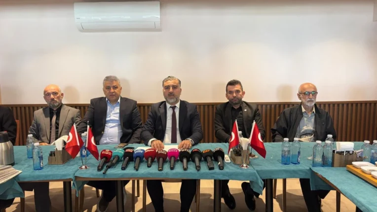 BİLDEF’te Deprem: 12 Hemşehri Derneği Topluca İstifa Etti!