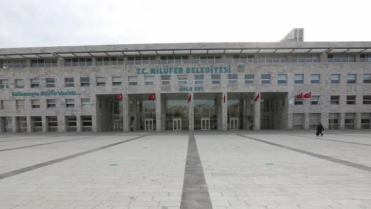 Nilüfer’de Cumhuriyet Bayramı Tartışması