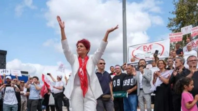 Gönül Boran Özüpak’tan Ekonomi Politikalarına Tepki: “Tutmayan Hedeflerin Bedelini Emekli Ödüyor!”