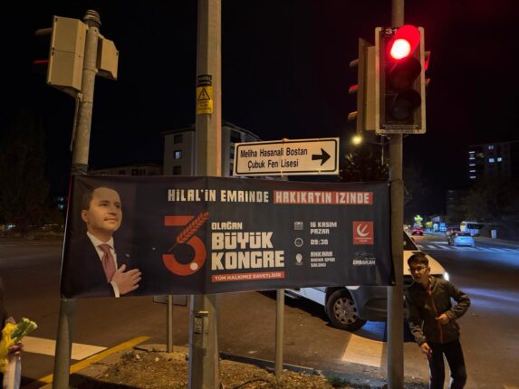 “Hilal’in Emrinde, Hakikatin İzinde”