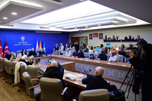 AK Parti Kadın Kolları: “Kadına Şiddet İnsanlık Suçudur”