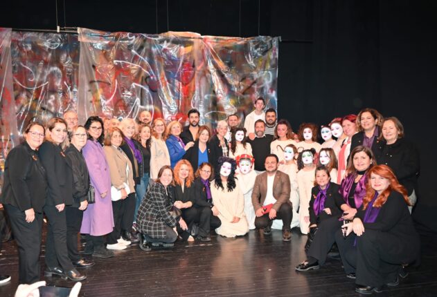 “Hiç Kimsenin Hikâyesi”