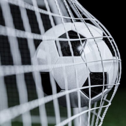 KOCA ÇINAR İLK YARIYI LİDER TAMAMLADI;2-0..!!