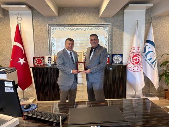 Adnan Asar’dan SGK İl Müdürü Tanrıöver’e Ziyaret: “Esnafın Gücü, Antalya’nın Gücüdür”