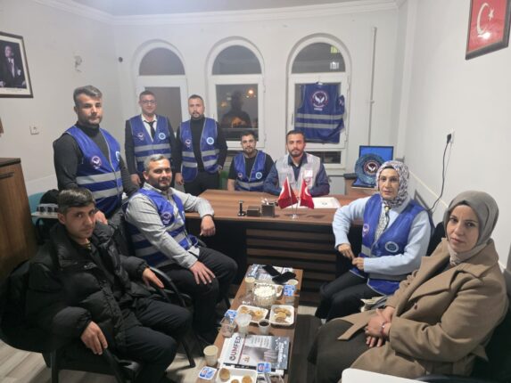 “Bu Karanlığa Teslim Olmayacağız!”