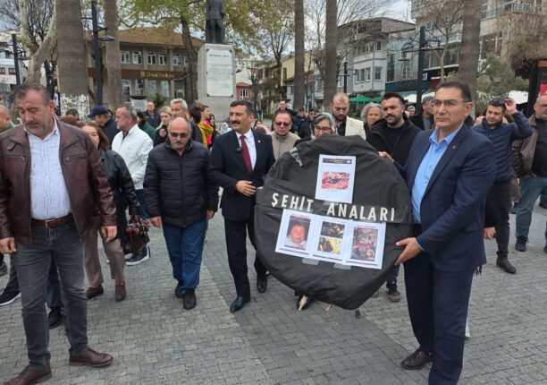 “Şehit Annelerinin Onuru Savunulmalıdır”