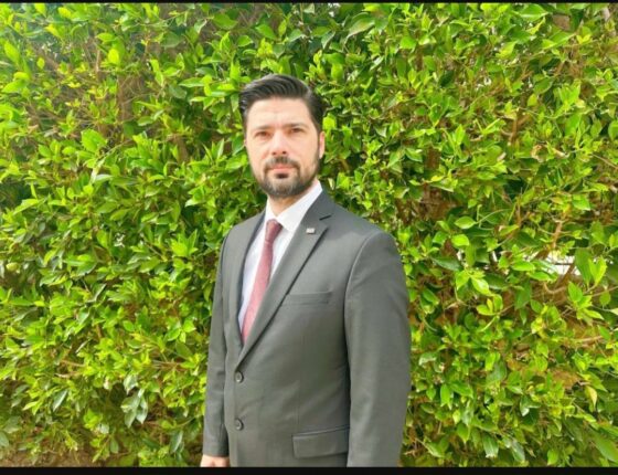 İzmir’de Yerel Yönetimler:  2025’te Yok Olan Hizmet, 2026’ya Bırakılan Enkaz