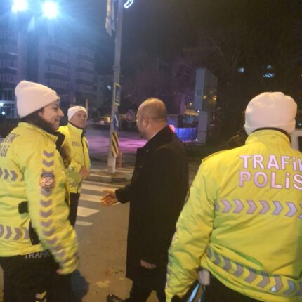 “Görevdeki tüm kahramanlarımızı Allah korusun”