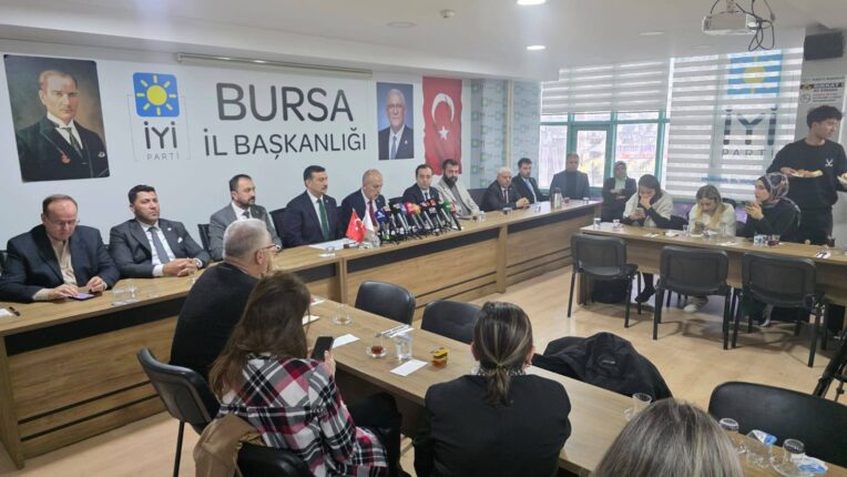 “Bursa Yönetilemiyor, Vatandaş Zam ve Kriz Kıskacında”