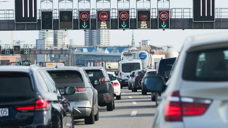 Hamburg’da Trafik: Bir Sabır İmtihanı