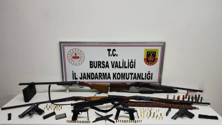 İznik’te Ruhsatsız Silah Operasyonu: 2 Şüpheli Gözaltında