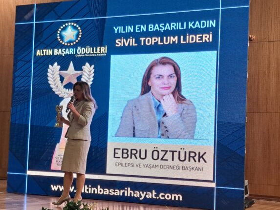 BAŞARIN KARARINDA SAKLI