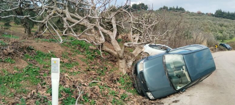 Bursa Yolunda Takla Atan Araç Kazaya Neden Oldu