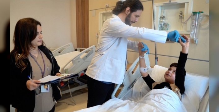 Batman’da Meningomyelosel Ameliyatında Bir İlk