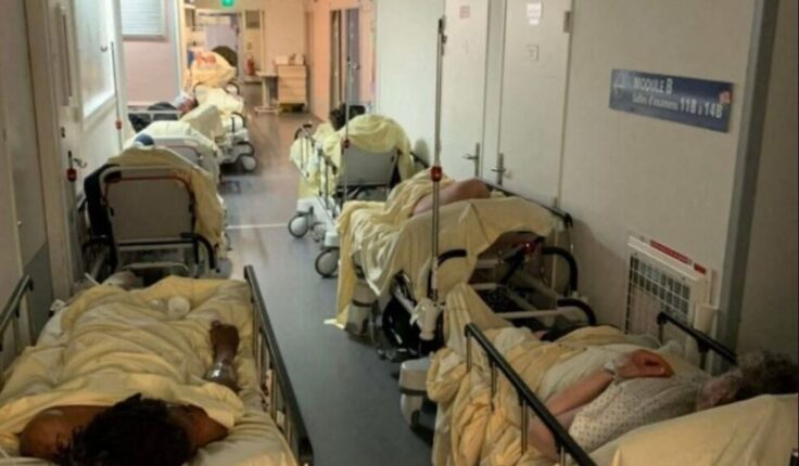 Fransa’da Acil Servis Krizi: İki Hasta Sedyede Beklerken Hayatını Kaybetti