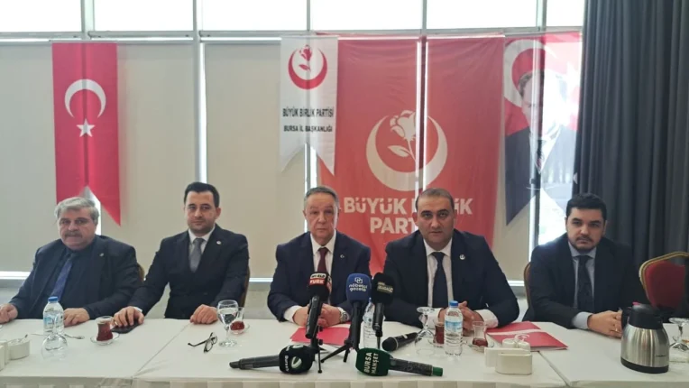 BBP’nin Bursa Buluşması: Bol Hamasi Söylem, Sıfır Çözüm