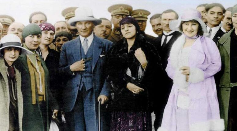 “Medeni Kanun’un 100. Yılı, Laik Hukuka Sahip Çıkma Sorumluluğudur”